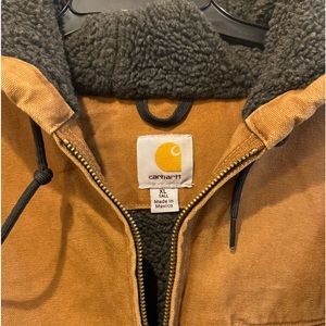 Men’s Carhartt Sherpa lined jacket. XL Tall